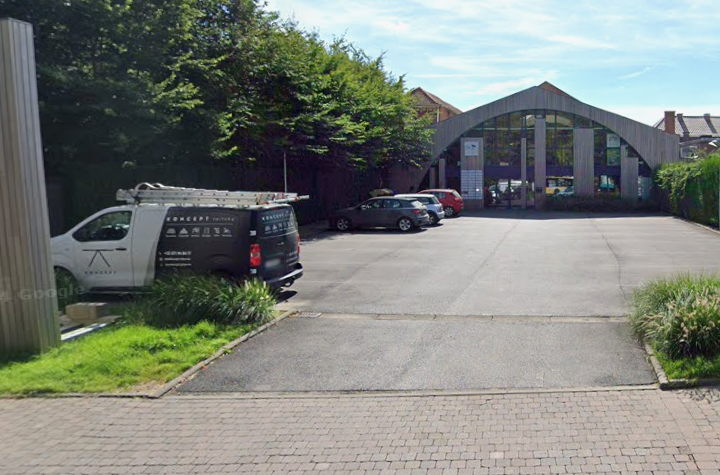 Tournai – Hall3 / Skylab